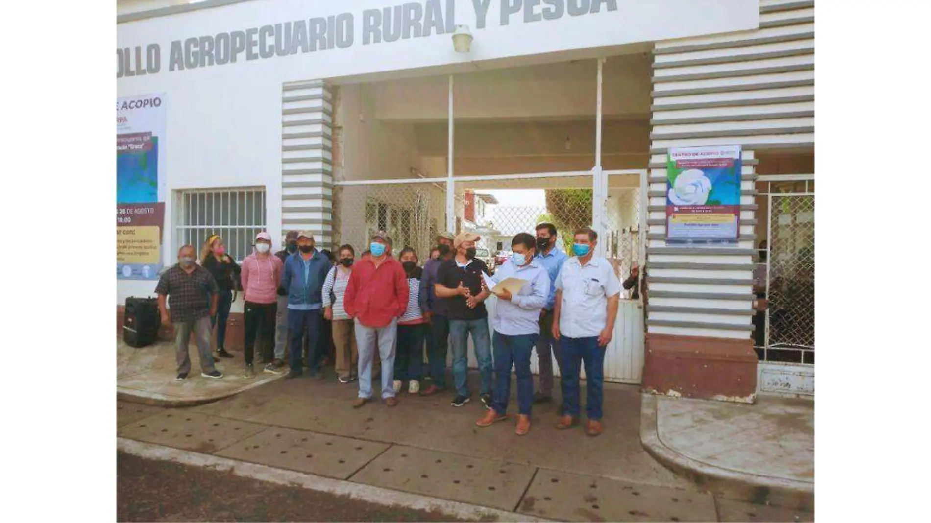 Huracán afectó 900